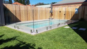 Backyard Glass Pool Fencing Solutions